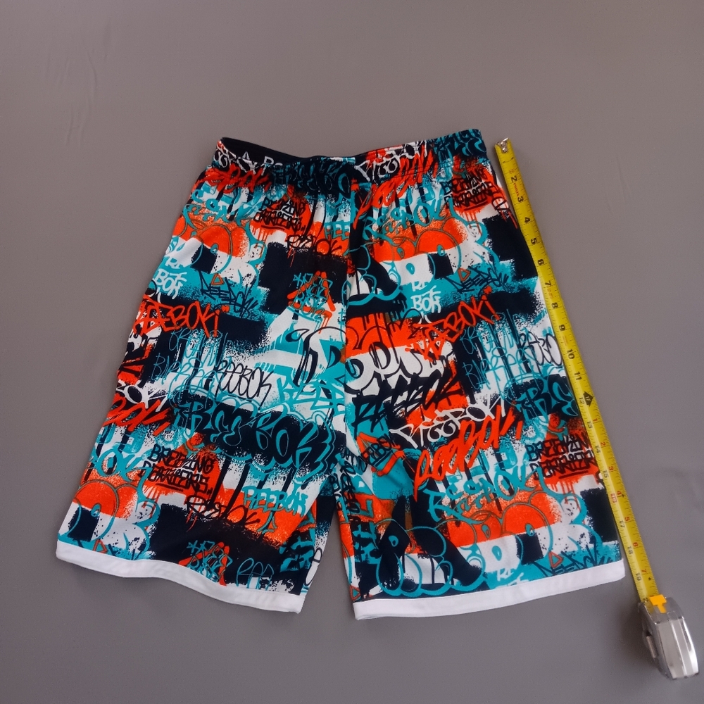 Boys Reebok Short Set Size 18 - Picture 6 of 9
